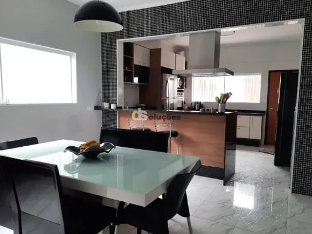 Sobrado 3 quartos e 4 banheiros, à venda, no bairro Água Fria em São Paulo
