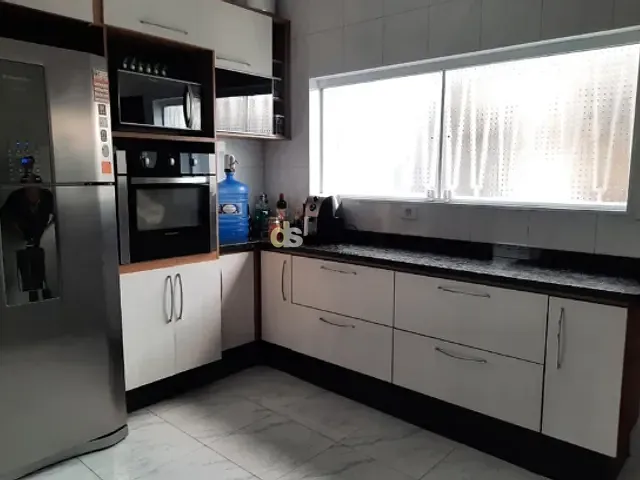 Sobrado 3 quartos e 4 banheiros, à venda, no bairro Água Fria em São Paulo