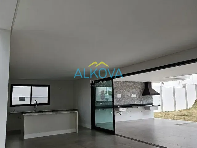 Sobrado com 900m² 4 quartos e 6 banheiros, à venda, no bairro Condomínio Reserva do Paratehy em São José dos Campos