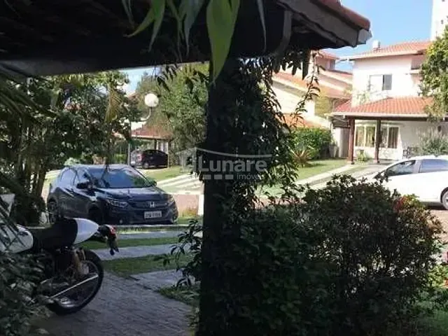 Sobrado 3 quartos e 3 banheiros, à venda, no bairro Lagoa Seca em Mogi das Cruzes