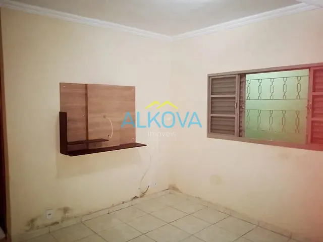 Sobrado com 125m² 4 quartos e 2 banheiros, à venda, no bairro Residencial União em São José dos Campos