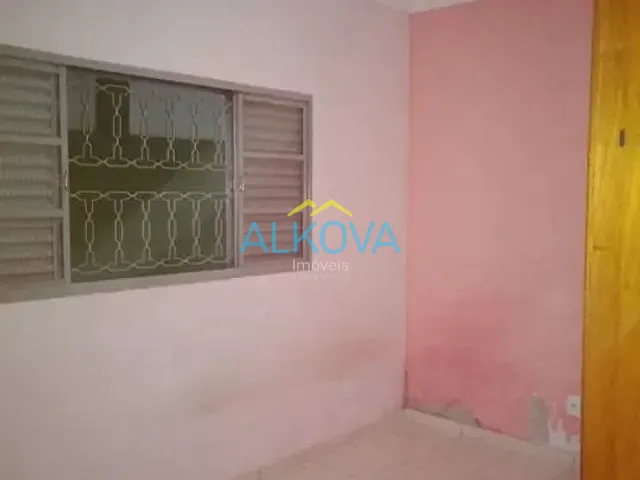 Sobrado com 125m² 4 quartos e 2 banheiros, à venda, no bairro Residencial União em São José dos Campos