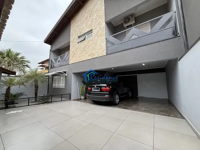 Sobrado com 275m² 3 quartos e 4 banheiros, à venda, no bairro Parque São Lourenço em Indaiatuba