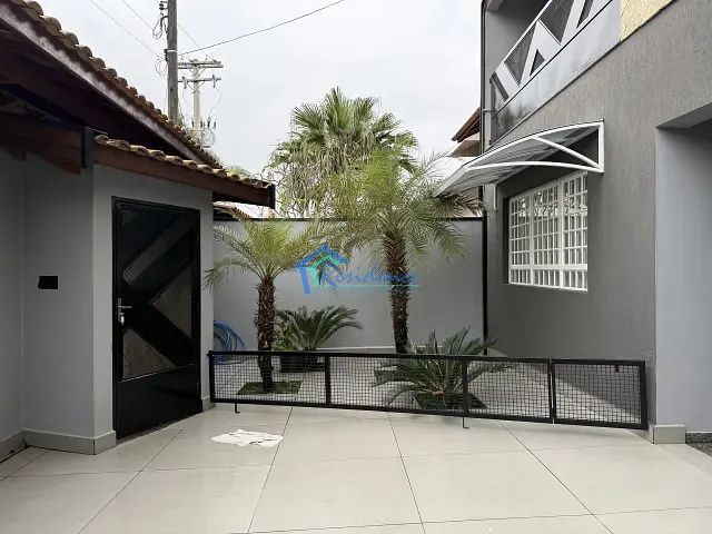 Sobrado com 275m² 3 quartos e 4 banheiros, à venda, no bairro Parque São Lourenço em Indaiatuba