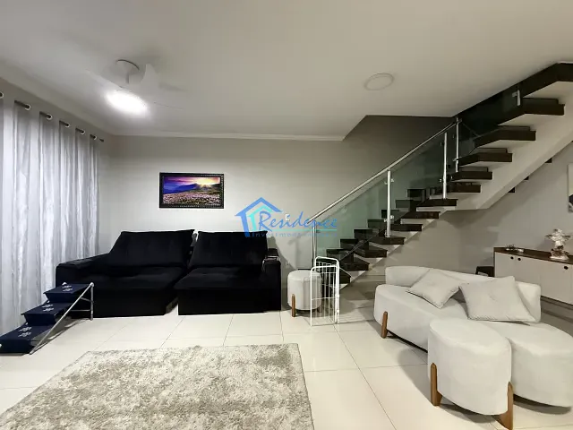 Sobrado com 275m² 3 quartos e 4 banheiros, à venda, no bairro Parque São Lourenço em Indaiatuba