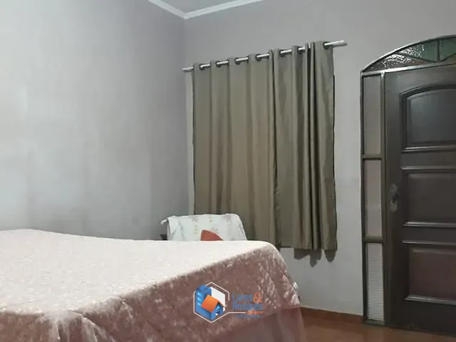 Casa com 300m² 5 quartos e 5 banheiros, à venda, no bairro Alto Do Ipiranga em Ribeirão Preto