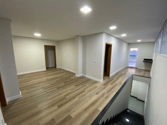 Foto do Sobrado - Sobrado com 3 dormitórios à venda, 370 m² por R$ 2.850.000,00 - Condomínio Residencial Jaguary - São José dos Campos/SP | RUSSI IMÓVEIS