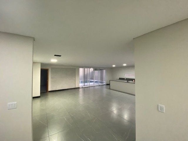 Foto do Sobrado - Sobrado com 3 dormitórios à venda, 370 m² por R$ 2.850.000,00 - Condomínio Residencial Jaguary - São José dos Campos/SP | RUSSI IMÓVEIS