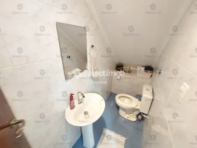 Sobrado com 180m² 3 quartos e 2 banheiros, à venda, no bairro Jardim Pedroso em Mauá