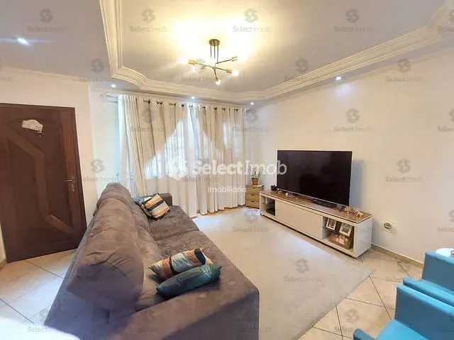 Sobrado com 180m² 3 quartos e 2 banheiros, à venda, no bairro Jardim Pedroso em Mauá