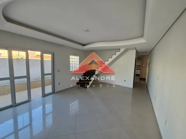 Sobrado com 158m² 3 quartos e 3 banheiros, à venda, no bairro Loteamento Residencial Vista Linda em São José Dos Campos