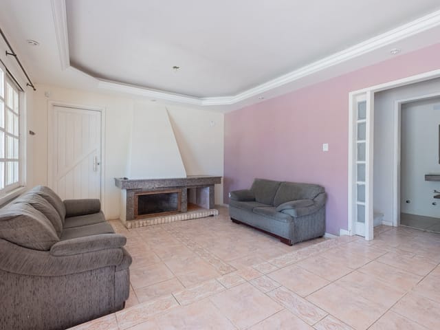 Foto do Casa - Casa luxuosa à venda no Laranjal, Pelotas - 380m², 5 Quartos (sendo 1 suíte), área gourmet completa com churrasqueira  piscina. | UP Imóveis