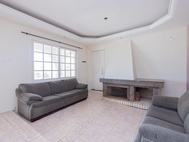 Foto do Casa - Casa luxuosa à venda no Laranjal, Pelotas - 380m², 5 Quartos (sendo 1 suíte), área gourmet completa com churrasqueira  piscina. | UP Imóveis