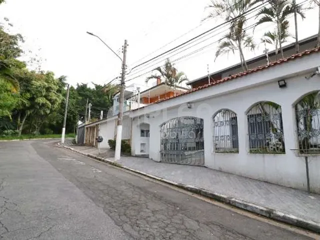Sobrado 4 quartos e 4 banheiros, à venda, no bairro Jardim Guapira em São Paulo