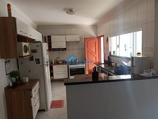 Sobrado com 250m² 4 quartos e 4 banheiros, à venda, no bairro Residencial Monte Verde em Indaiatuba