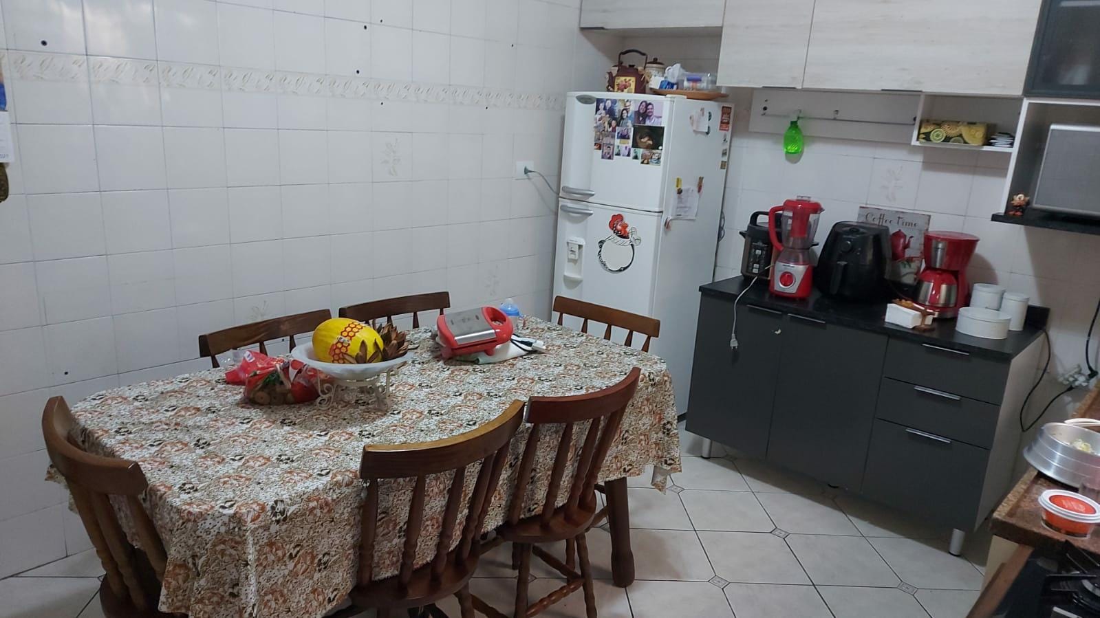 Sobrado à venda 2 Quartos, 2 Vagas, Rudge Ramos, São Bernardo do Campo - SP