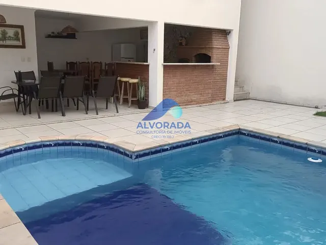 Sobrado com 315m² 4 quartos e 4 banheiros, à venda ou para alugar, no bairro Jardim América em São José Dos Campos