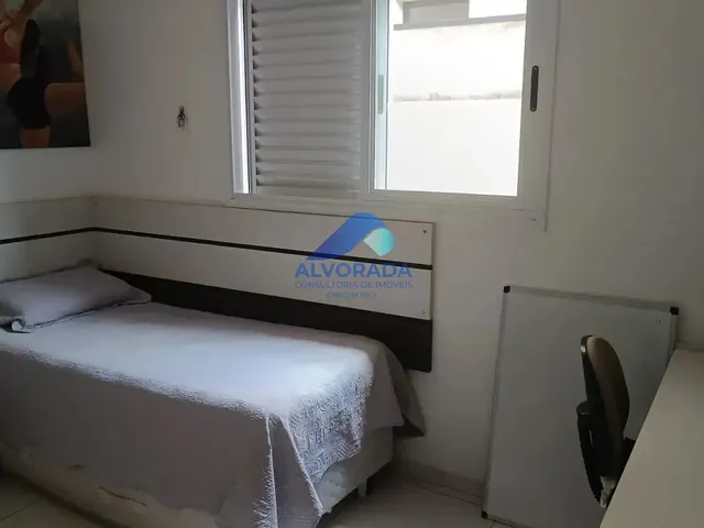 Sobrado com 315m² 4 quartos e 4 banheiros, à venda ou para alugar, no bairro Jardim América em São José Dos Campos