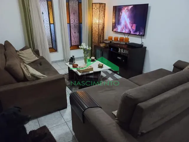 Sobrado com 160m² 3 quartos e 2 banheiros, à venda, no bairro Taboão em São Bernardo do Campo