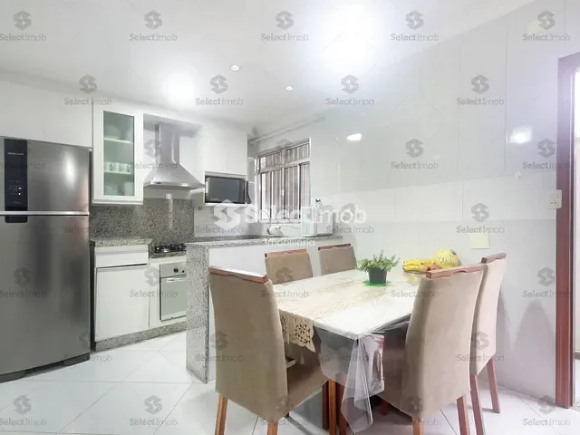 Sobrado com 113m² 3 quartos e 2 banheiros, à venda, no bairro Vila Correia em Mauá