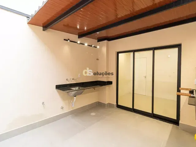 Sobrado 3 quartos e 2 banheiros, à venda, no bairro Vila Paiva em São Paulo