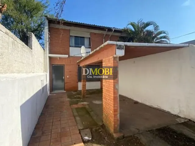Sobrado com 150m² 3 quartos e 2 banheiros, à venda, no bairro Centro em Gravataí