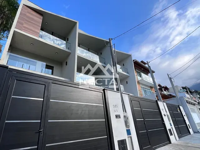 Sobrado com 127m² 3 quartos e 1 banheiro, à venda, no bairro Portal da Olaria em São Sebastião