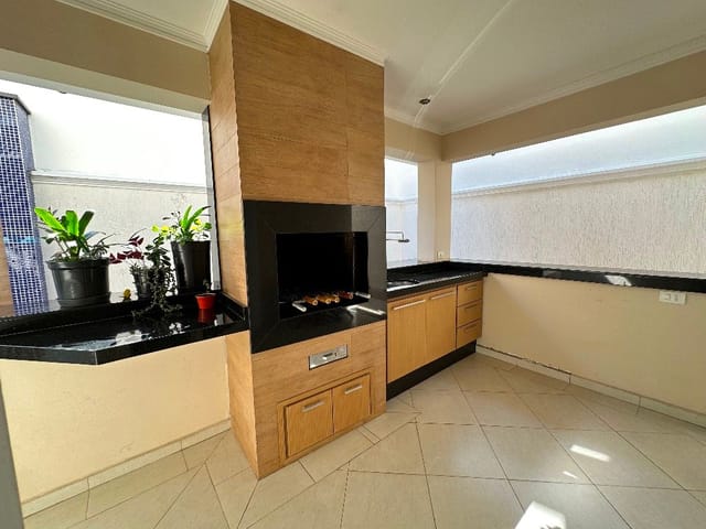 Foto do Sobrado - Sobrado no Condominio Residencial Villa Branca I com 4 dormitórios à venda, 350 m² por R$ 1.600.000 - Villa Branca - Jacareí/SP | RUSSI IMÓVEIS