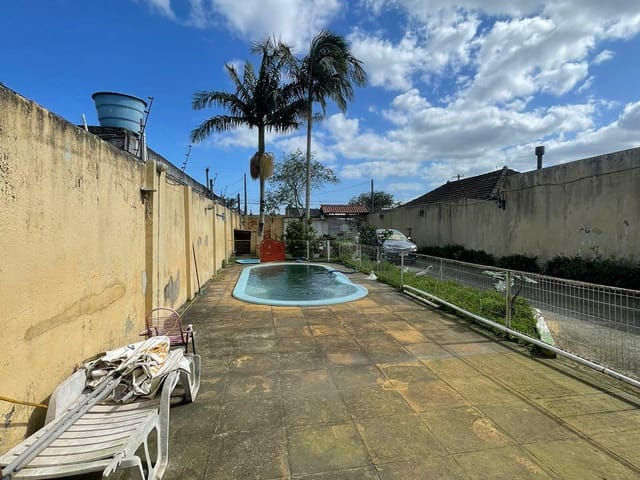 Casa 3 quartos e 3 banheiros, à venda, no bairro Areal em Pelotas