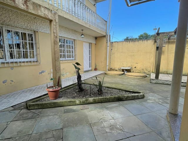 Casa 3 quartos e 3 banheiros, à venda, no bairro Areal em Pelotas