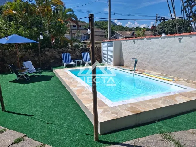 Sobrado com 400m² 3 quartos e 3 banheiros, à venda, no bairro Portal da Olaria em São Sebastião