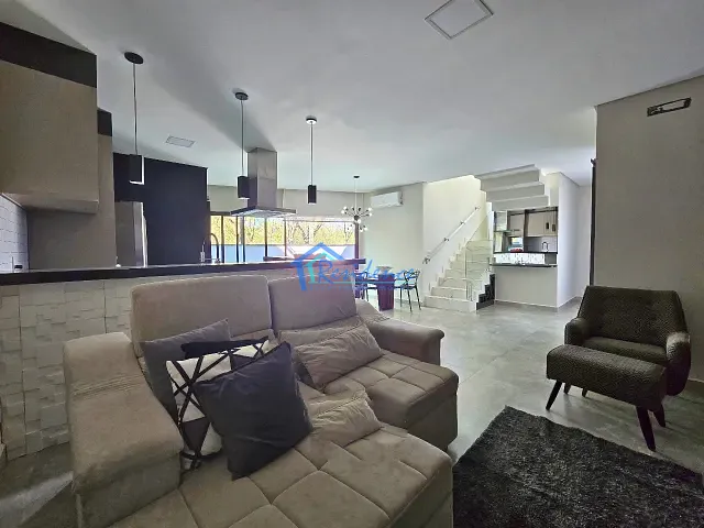 Sobrado com 160m² 3 quartos e 4 banheiros, à venda, no bairro Jardim Park Real em Indaiatuba