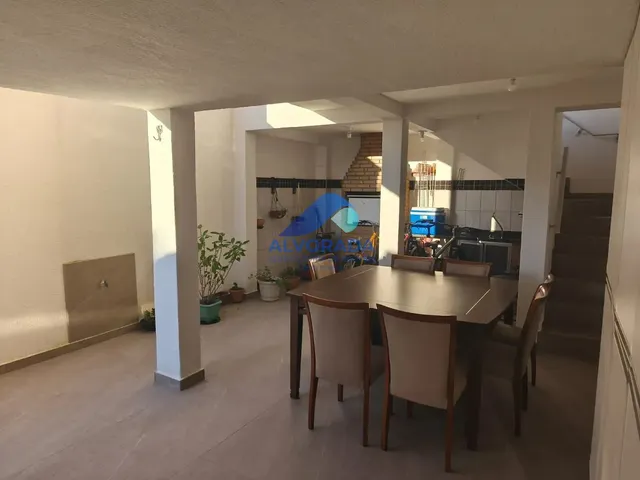Sobrado com 160m² 3 quartos e 2 banheiros, à venda, no bairro Vista Verde em São José Dos Campos