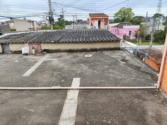Casa 3 quartos e 4 banheiros, à venda, no bairro Areal em Pelotas