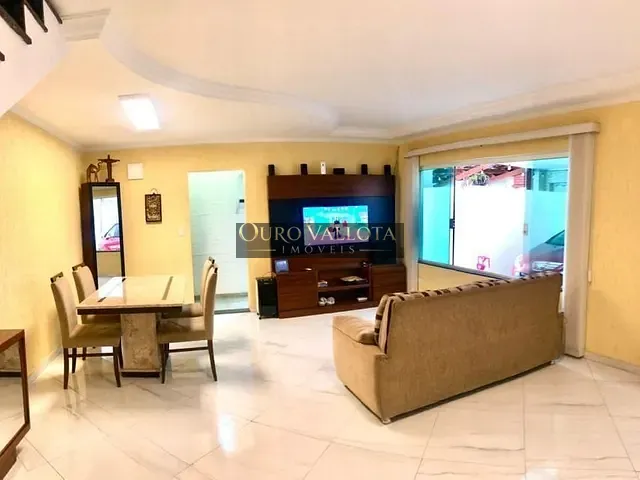 Sobrado com 129m² 3 quartos e 2 banheiros, à venda, no bairro Jardim Avelino em São Paulo