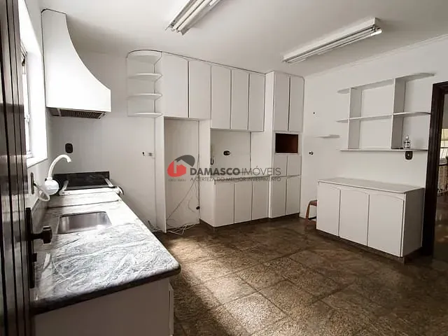 Sobrado com 399m² 3 quartos e 5 banheiros, à venda, no bairro Jardim São Caetano em São Caetano do Sul