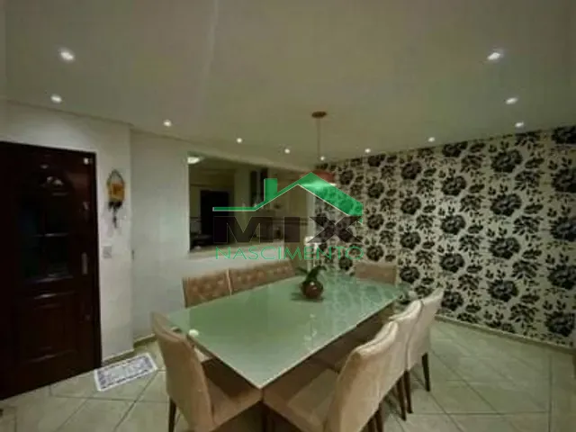 Sobrado com 262m² 4 quartos e 5 banheiros, à venda, no bairro Vila Alto de Santo André em Santo André