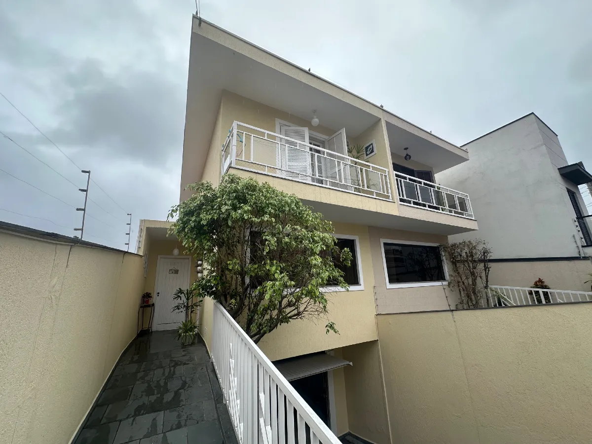 Sobrado para venda em Vila Mazzei com 3 quartos, sendo 3 suítes, 198m²