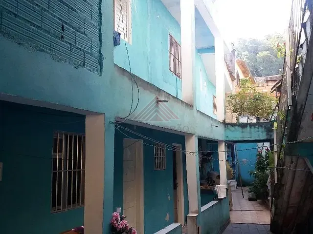 Sobrado com 150m², à venda, no bairro Jardim Zaira em Mauá