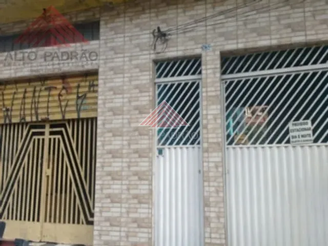 Sobrado com 150m², à venda, no bairro Jardim Zaira em Mauá
