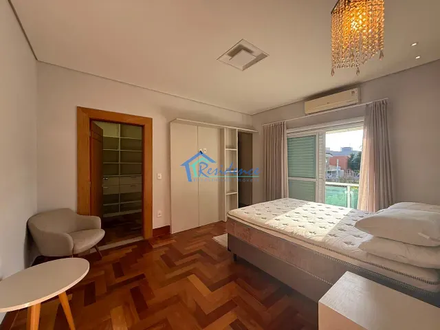 Sobrado com 659m² 5 quartos e 2 banheiros, à venda, no bairro Jardim Santa Rita em Indaiatuba