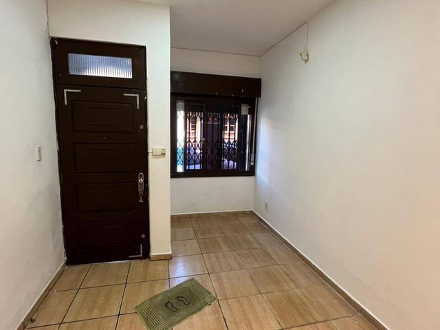 Casa com 243m² 4 quartos e 2 banheiros, à venda, no bairro Centro em Pelotas