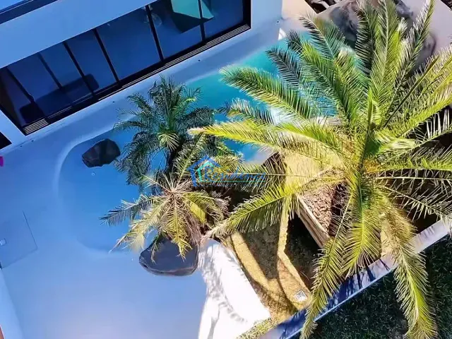 Sobrado com 312m² 4 quartos e 5 banheiros, à venda, no bairro Jardins Di Roma em Indaiatuba