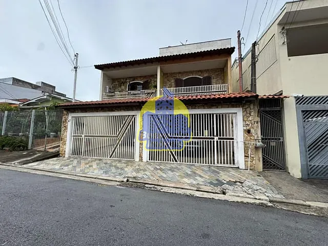 Sobrado com 180m² 3 quartos e 3 banheiros, à venda, no bairro Cipava em Osasco