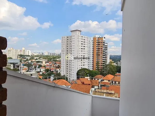 Sobrado 3 quartos e 2 banheiros, à venda, no bairro Vila Madalena em São Paulo