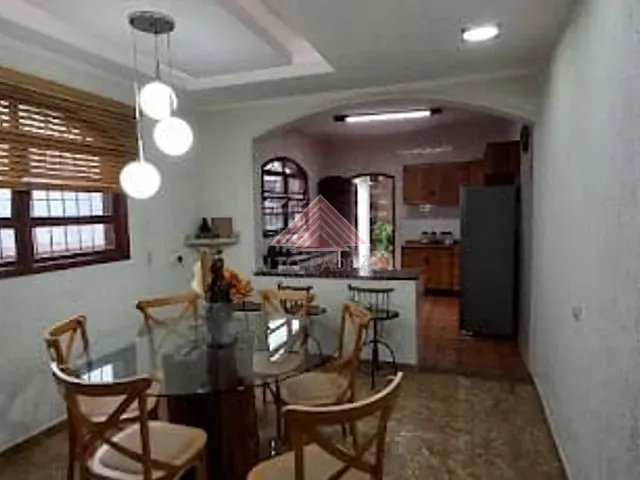 Sobrado com 186m² 3 quartos e 2 banheiros, à venda, no bairro Jardim Nóbrega em Mauá