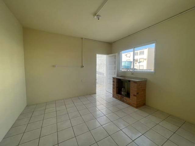Casa 3 quartos e 2 banheiros, à venda, no bairro Centro em Pelotas