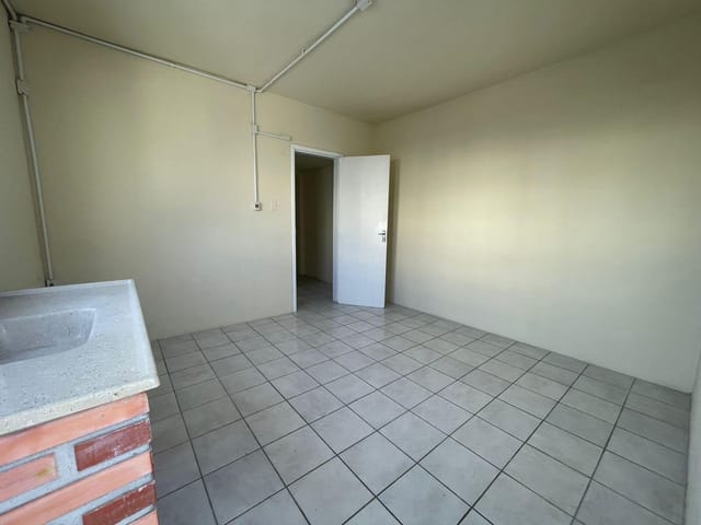 Casa 3 quartos e 2 banheiros, à venda, no bairro Centro em Pelotas