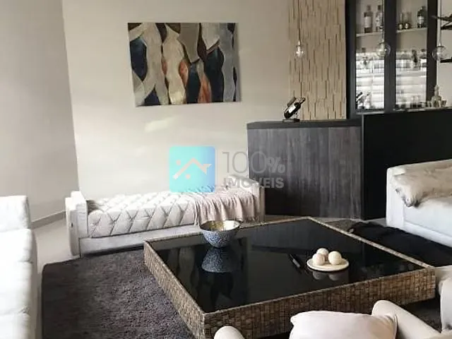 Sobrado com 411m² 4 quartos e 4 banheiros, à venda, no bairro Conjunto Residencial Esplanada em São José dos Campos