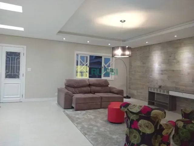 Sobrado com 790m² 6 quartos e 6 banheiros, à venda, no bairro Jardim Santa Maria em Jacareí